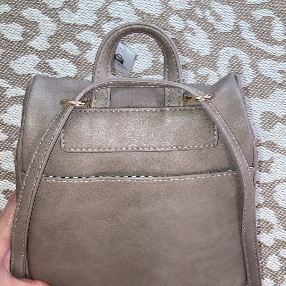 Small Backpack - Picture 3 of 3
